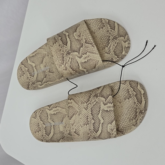 Steve Madden Sofi Slide Snakeskin Printed Sandal Size 9 - Picture 2 of 6
